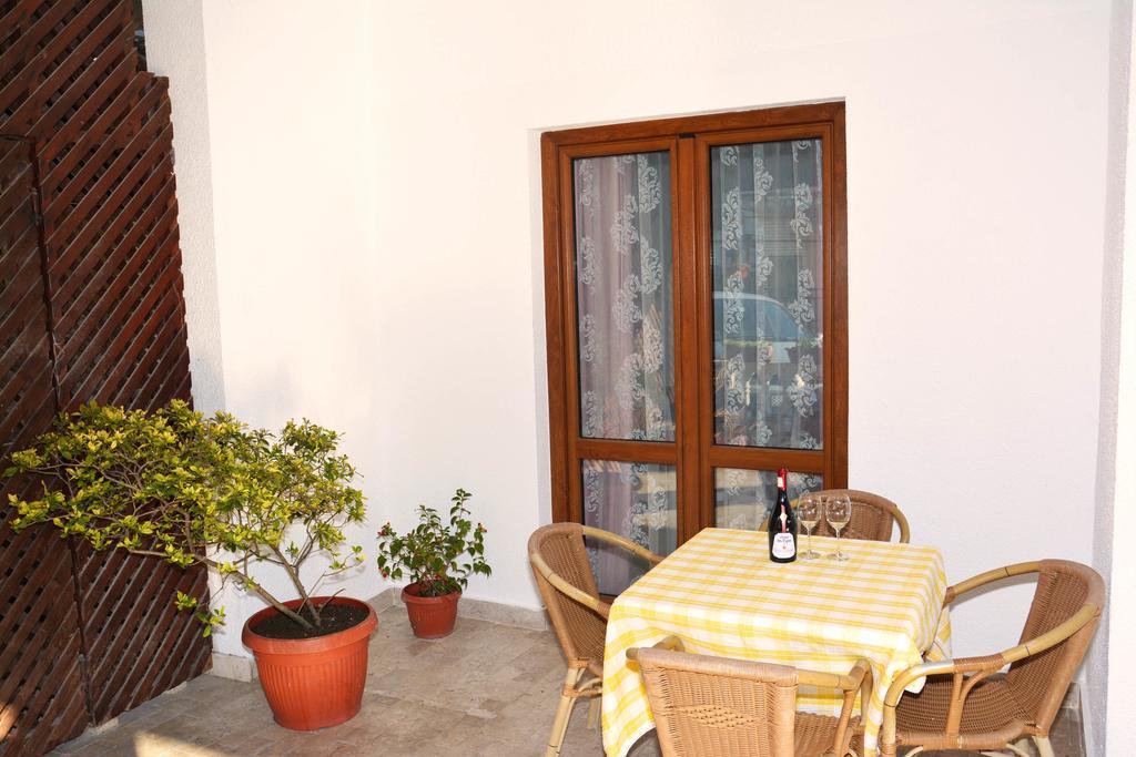 Wukovic Apartments Tivat Extérieur photo