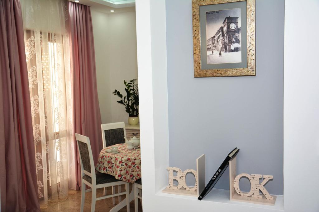 Wukovic Apartments Tivat Extérieur photo