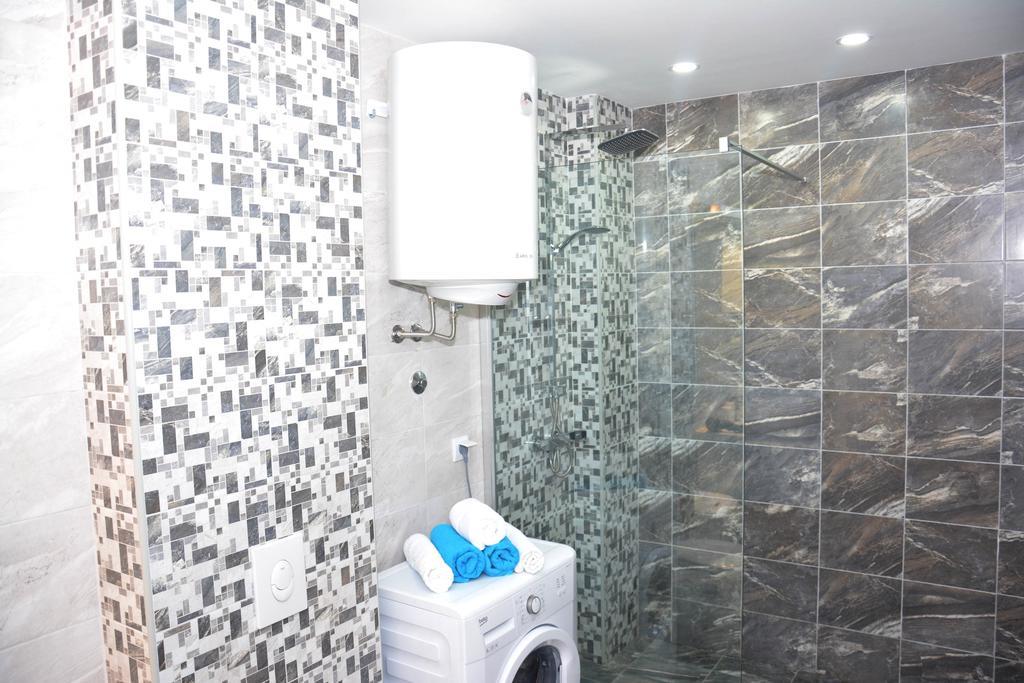 Wukovic Apartments Tivat Extérieur photo